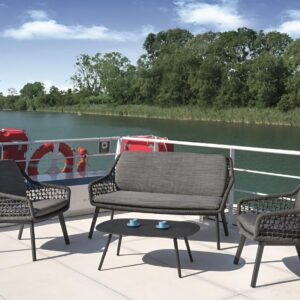 Milton Lounge by MAZUVO